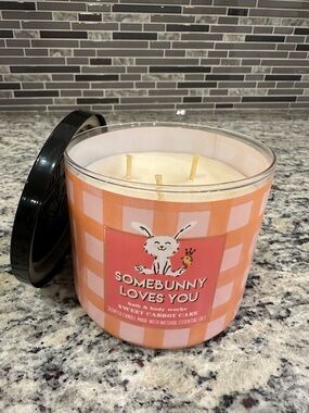 Bath & Body Works: 14.5 Oz 3-Wick Candle: Somebunny Loves You Sweet Carrot Cake